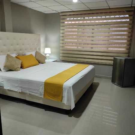 Royalinn Guayaquil Ngoại thất bức ảnh