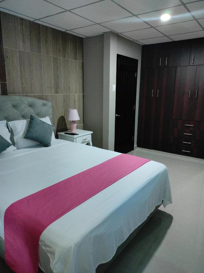 Royalinn Guayaquil Ngoại thất bức ảnh